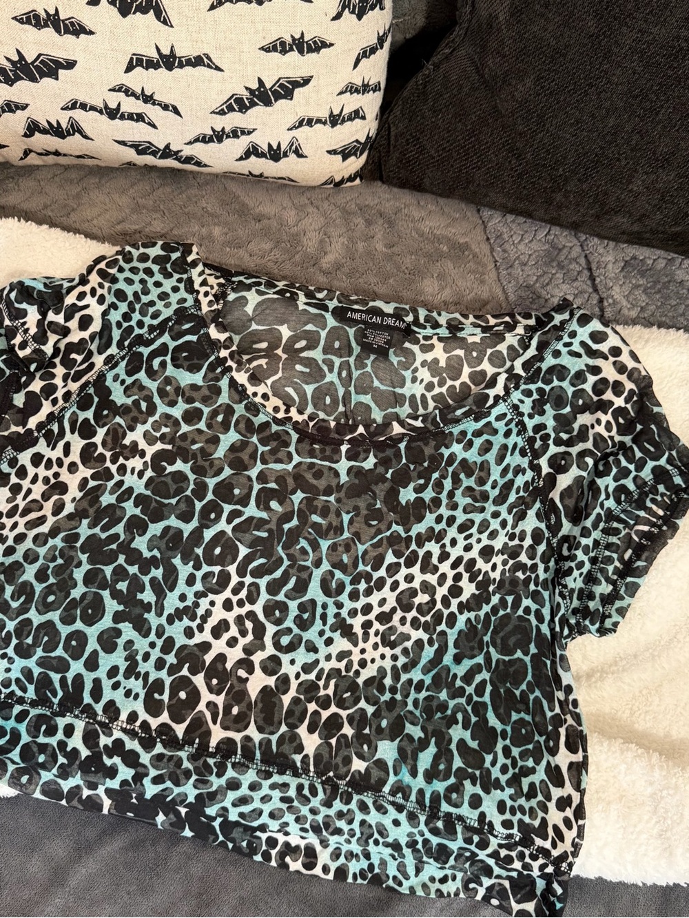 y2k women’s cheetah print crop top
